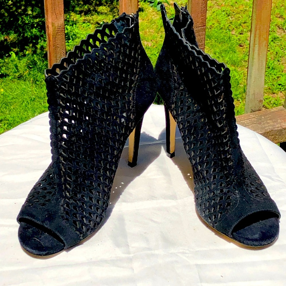 Ivanka Trump black heels size 10 medium